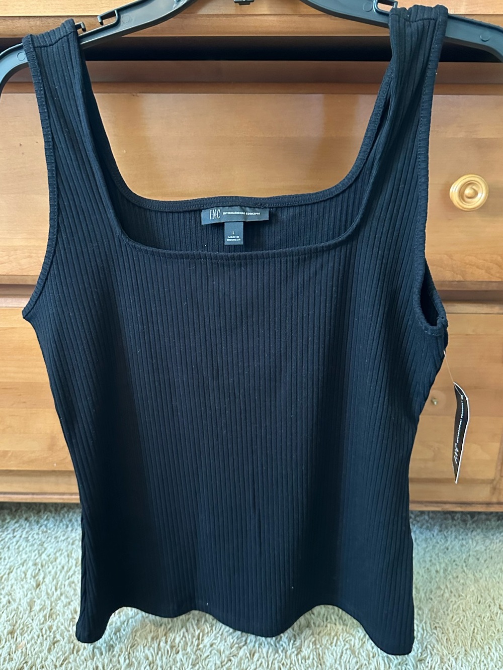 NWT INC SQUARE NECK RIBBED TANK